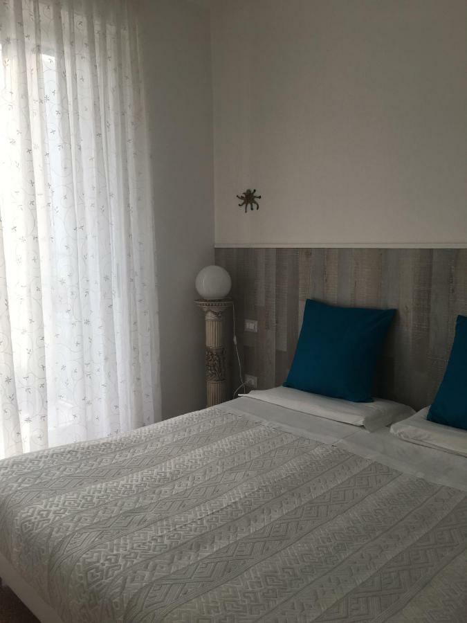 Zonatortona B&B Milaan Buitenkant foto